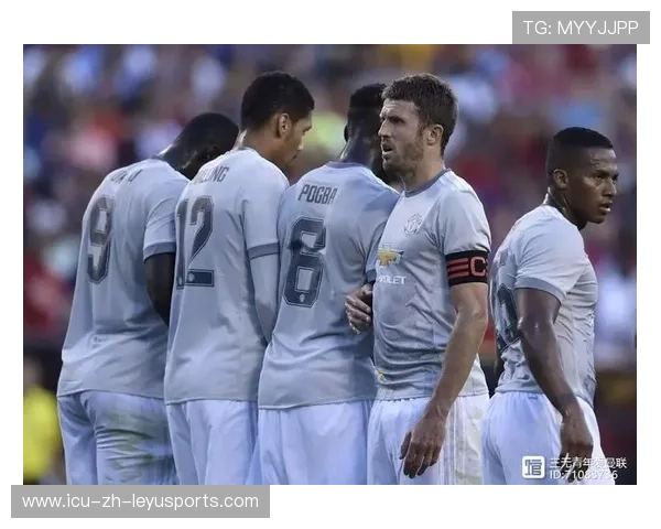 托拉斯复出时间成谜，巴萨中场短板待弥补